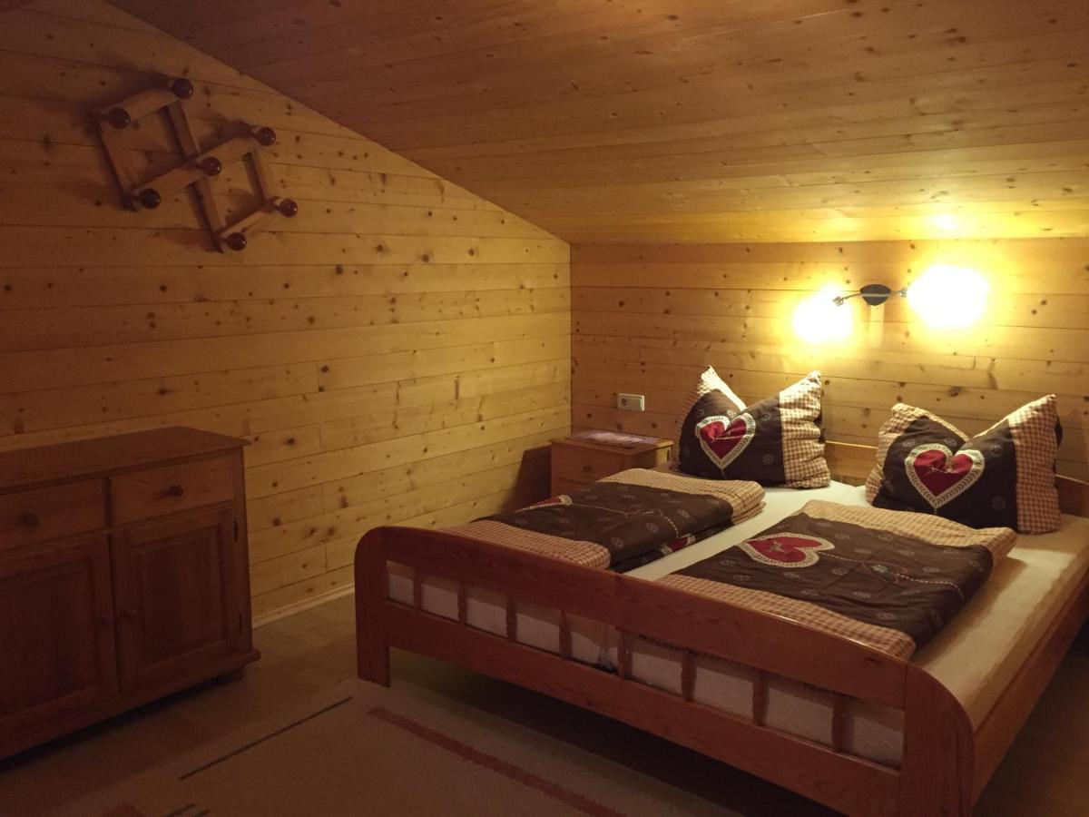 Hauser'S Ferienwohnungen Zell am Ziller Bagian luar foto