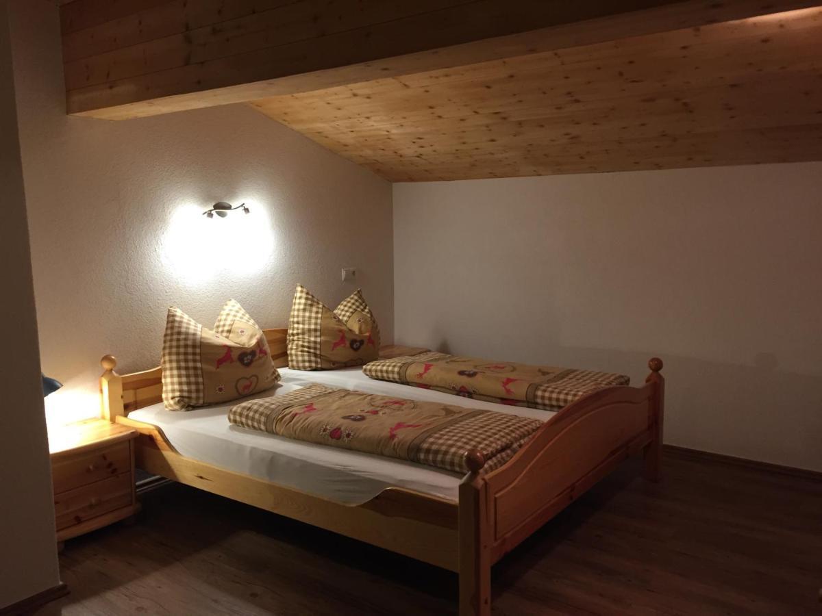 Hauser'S Ferienwohnungen Zell am Ziller Bagian luar foto