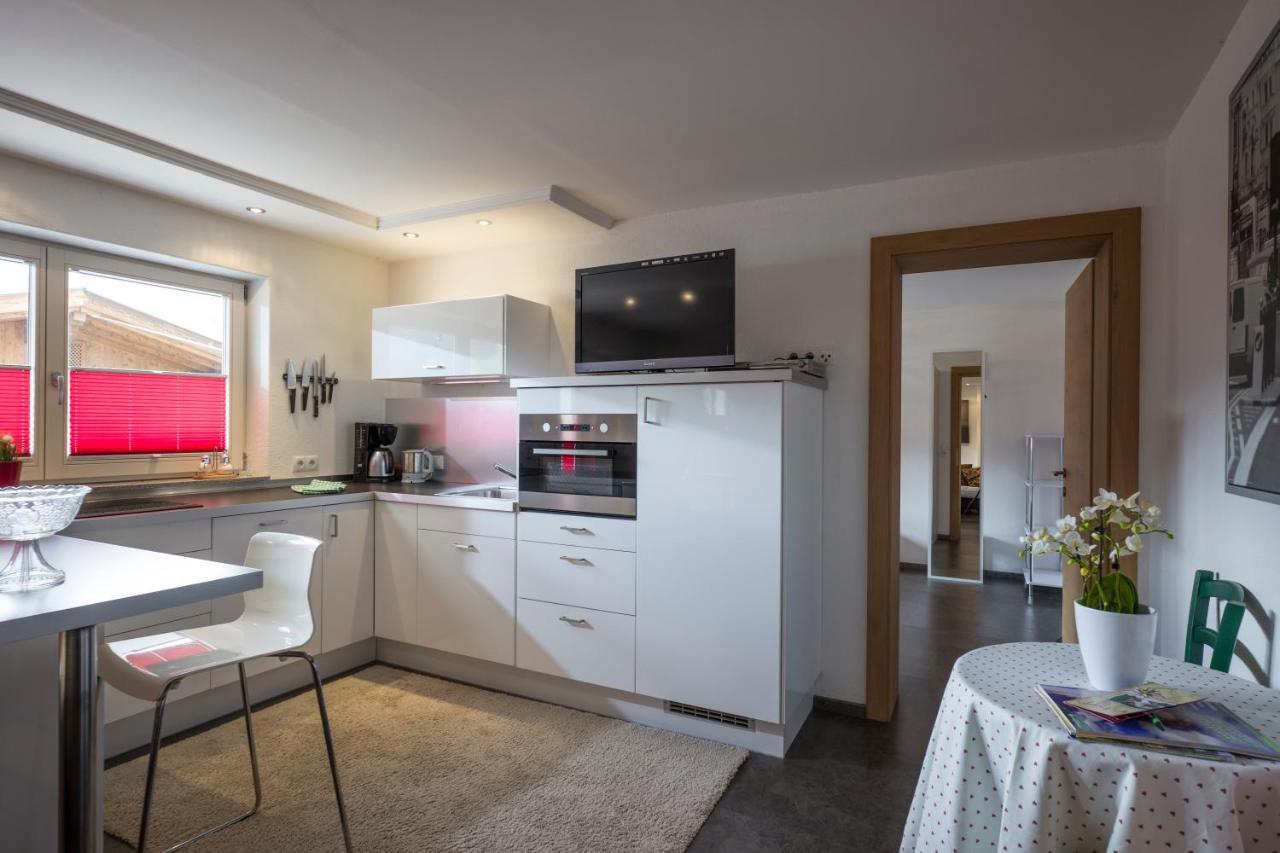 Hauser'S Ferienwohnungen Zell am Ziller Bagian luar foto